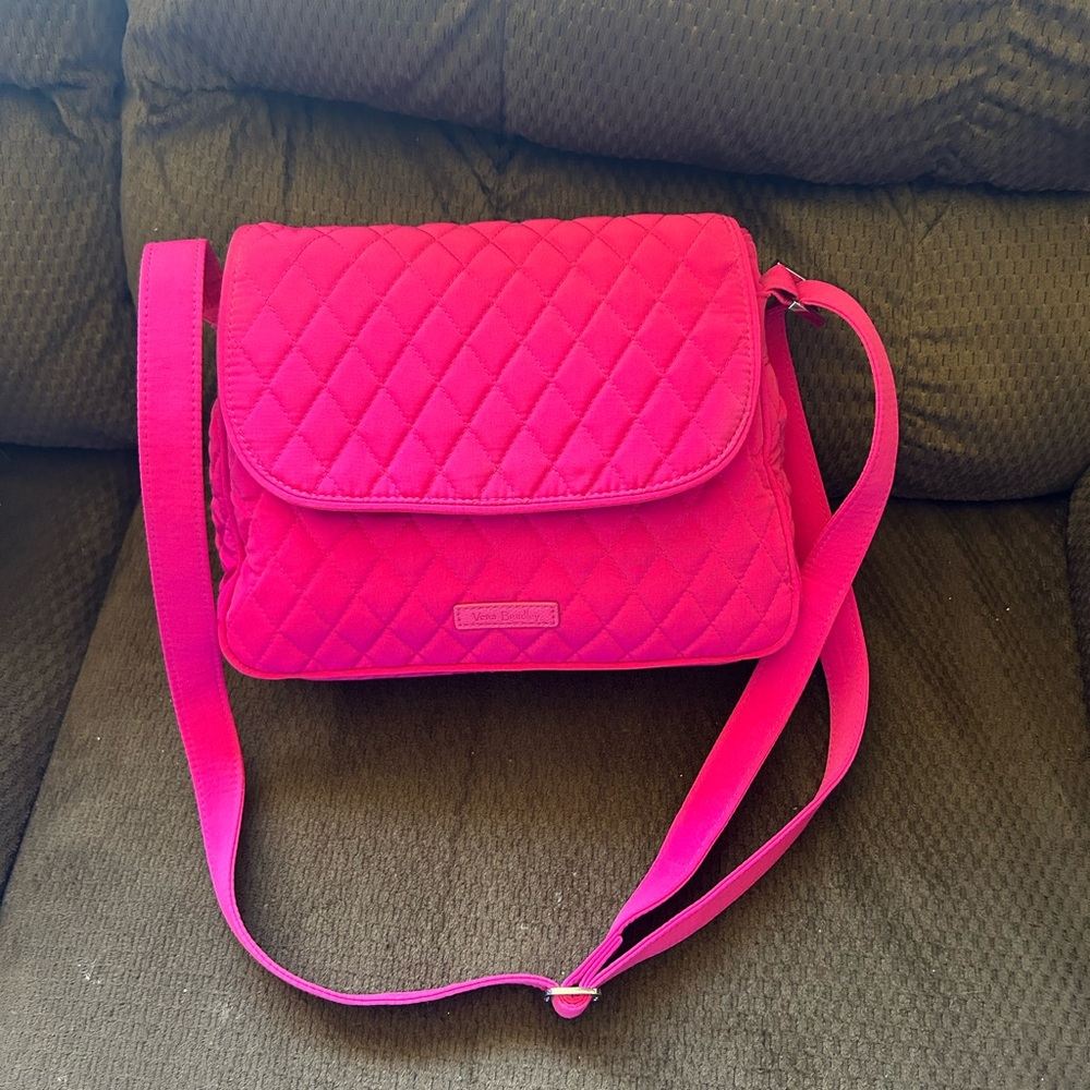 Gorgeous like New Vera Bradley Hot pink quilted crossbody Flap shoulder bag